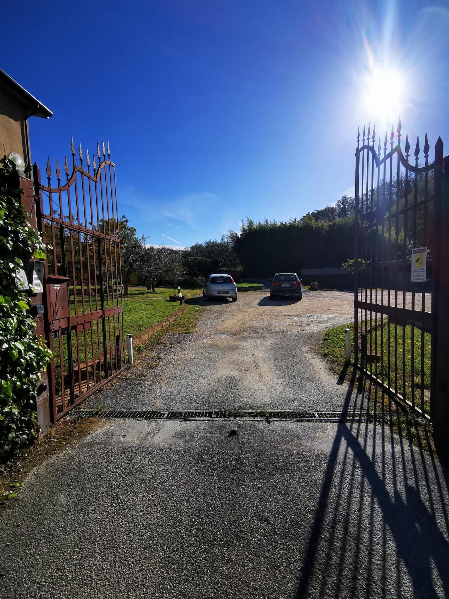 Casa Ghirlanda Con Piscina E Campo Da Tennis 拉齐塞 外观 照片