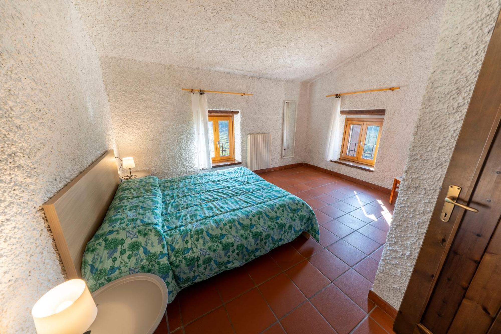 Casa Ghirlanda Con Piscina E Campo Da Tennis 拉齐塞 外观 照片