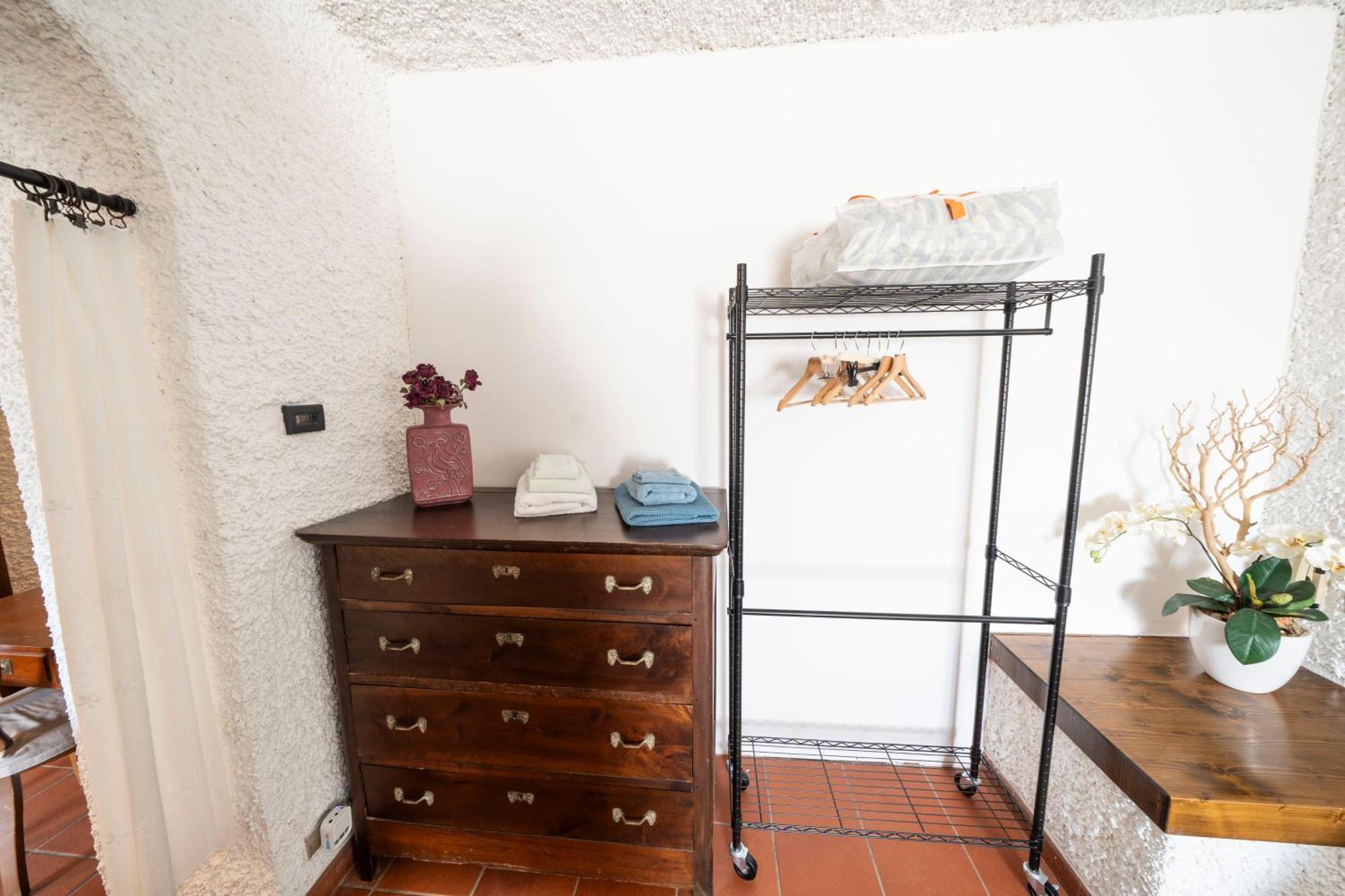 Casa Ghirlanda Con Piscina E Campo Da Tennis 拉齐塞 外观 照片